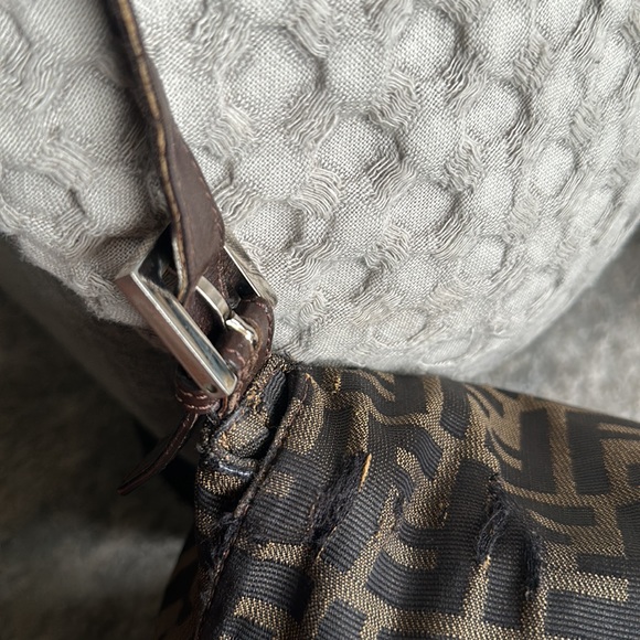 FENDI Zucca Mama Baguette - Picture 12 of 12